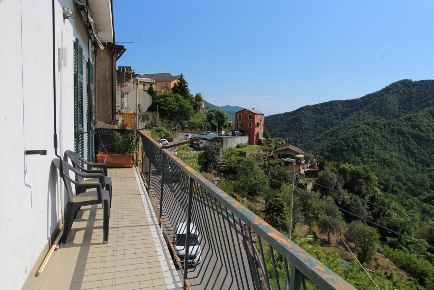 Foto Appartamento in Via Silvio Bisso, Uscio di 70 m² con 30 locali
