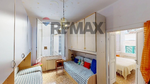 Foto Appartamento in Vico Usodimare 2, Genova Maddalena di 85 m² in vendita