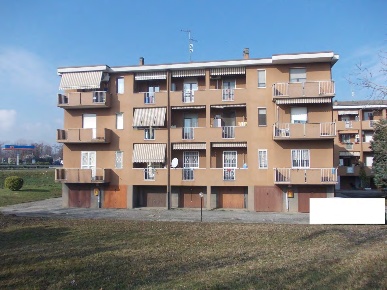 Foto Appartamento a Cassano d'Adda Centro di 124 m² con 5 locali in vendita