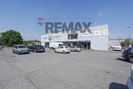 Foto Ufficio in via milano 19, Bonate Sopra di 120 m² con 4 locali