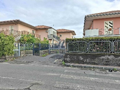 Foto Appartamento in Via Mascali-Riposto  24, Mascali di 34 m² con 2 locali