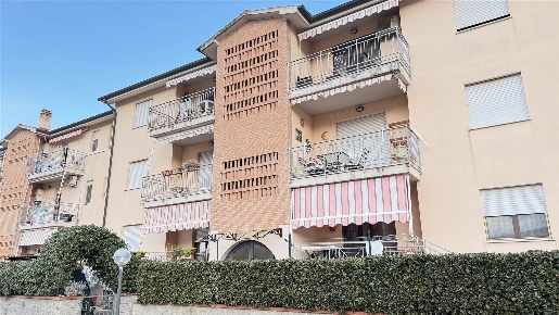 Foto Appartamento a Roccastrada Ribolla di 84 m² con 8 locali in vendita