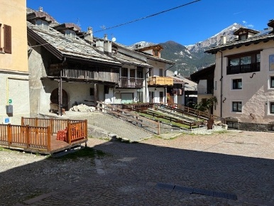 Foto Appartamento in PIAZZA FEDERICO MISTRAL, Oulx Centro di 67 m²