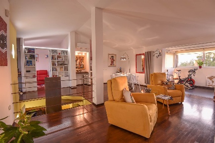 Foto Attico in Via Leonardo Leo, Olbia San Nicola di 148 m² con 6 locali