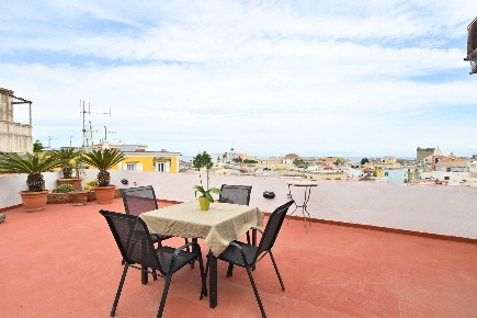 Foto Villa unifamiliare in VIA SAN GIOVANNI, Forio Centro di 295 m²