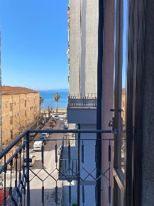Foto Appartamento a Follonica Centro di 70 m² con 4 locali in vendita