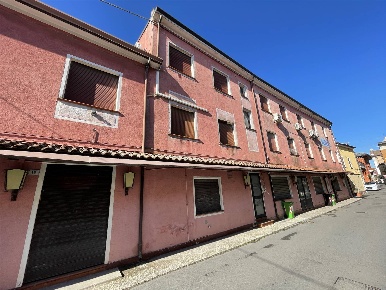 Foto Hotel in calle Lunga, Loreo di 485 m² in vendita