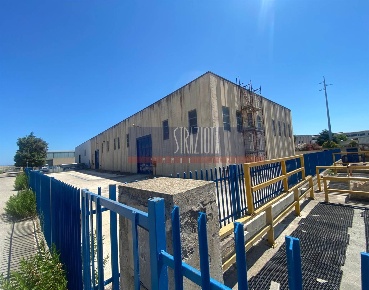 Foto Capannone industriale in sp 231, Modugno di 750 m² in affitto