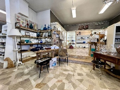 Foto Attività commerciale in VIA SAN PIETRO 25, Concordia Sagittaria Centro