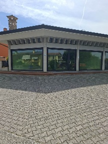 Foto Attività commerciale a Concordia Sagittaria di 100 m² con 1 locali