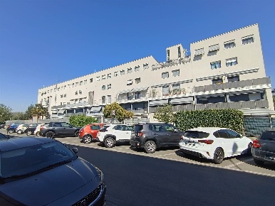 Foto Appartamento in Via Coni Zugna 20, Bollate di 90 m² con 3 locali