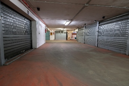 Foto Box in Via Castellina In Chianti nc, Roma Tomba di Nerone di 35 m²