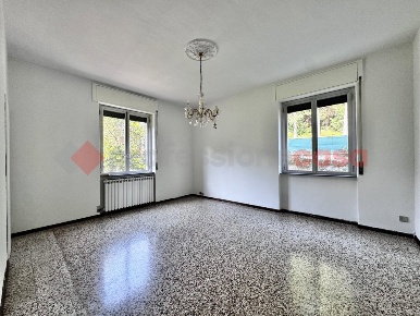 Foto Appartamento in verbano, Arona Dagnente di 94 m² con 3 locali