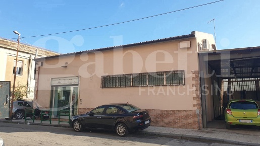 Foto Capannone industriale in Via del Santo snc, Messina Villaggio Santo