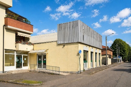 Foto Negozio in VIA EDISON 19, Concorezzo Centro di 115 m² in affitto