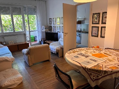 Foto Appartamento a Massa Marina di Massa Centro di 100 m² con 6 locali