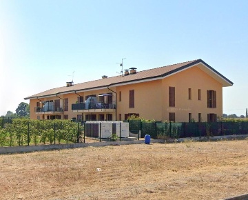 Foto Appartamento a Robecco sul Naviglio di 128 m² con 4 locali in vendita