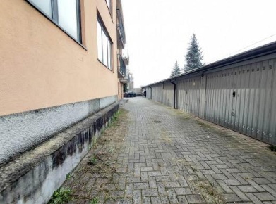 Foto Box a Cassano d'Adda Centro di 20 m² con 1 locali in vendita