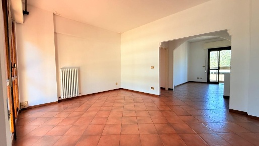 Foto Appartamento a Uzzano Santa Lucia di 108 m² con 6 locali in vendita