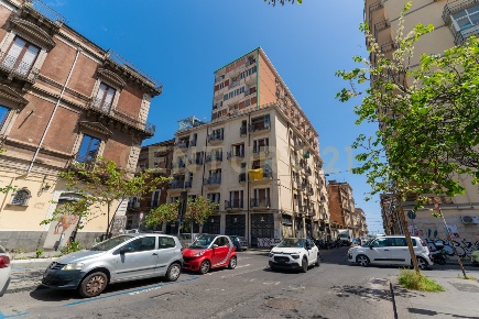 Foto Appartamento in Via Antonino di Sangiuliano 54, Catania Centro Storico