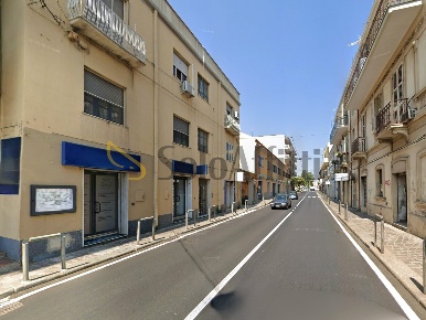 Foto Locale commerciale a Catanzaro Catanzaro Lido di 28 m² con 2 locali