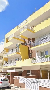 Foto Appartamento in Via Casamassima 39/c, Capurso di 72 m² con 2 locali