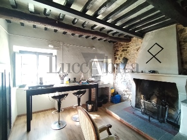 Foto Rustico in Via Cerreto 21, Lucca Mutigliano - Torre di 130 m²