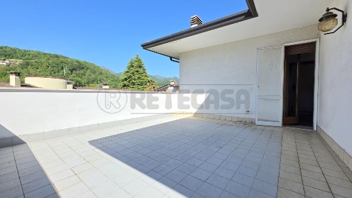 Foto Case semi ndipendenti a Valdagno di 94 m² con 4 locali in vendita