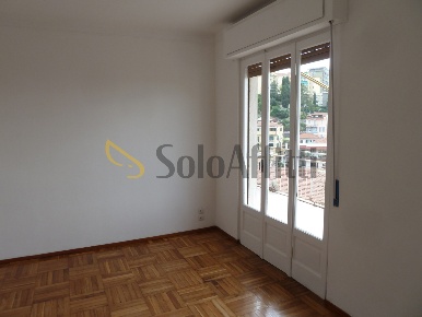 Foto Appartamento in Via Zeffiro Massa 289, Sanremo Ospedale di 71 m²