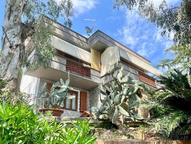 Foto Villa unifamiliare a Massarosa Bozzano, Quiesa di 140 m² con 5 locali