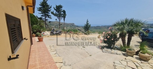 Foto Villa unifamiliare in CONTRADA COMUNI, Castellammare del Golfo Centro