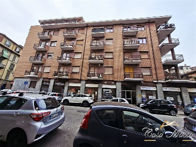 Foto Appartamento in Via Vigone, Torino Cenisia di 85 m² con 3 locali