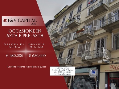 Foto Appartamento in Via San Massimo, Torino Via della Rocca di 227 m²