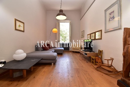 Foto Appartamento a Pietrasanta di 105 m² con 4 locali in vendita
