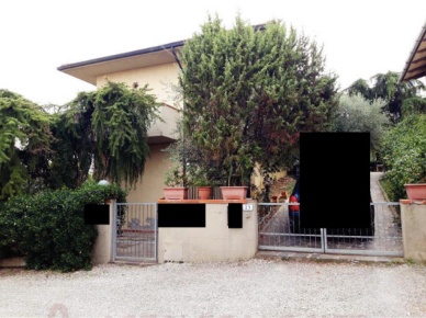 Foto Appartamento a Castelfiorentino Centro di 145 m² con 5 locali
