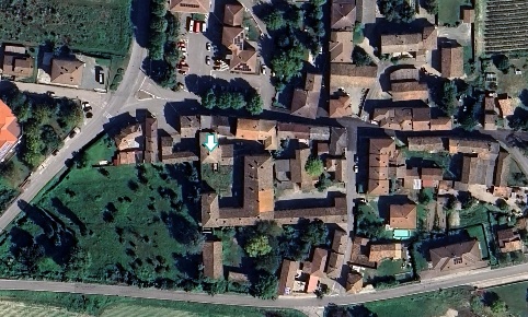 Foto Appartamento a Borgo Priolo Centro di 67 m² con 4 locali in vendita