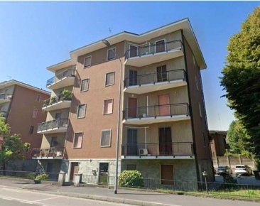 Foto Appartamento a Rozzano Centro di 119 m² con 6 locali in vendita