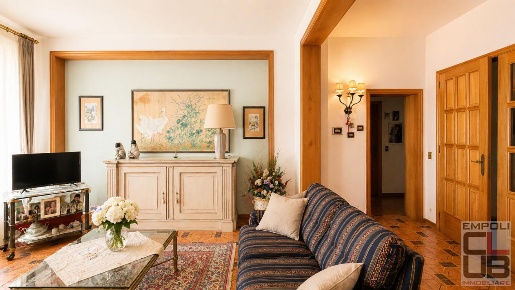 Foto Villa unifamiliare a Empoli Molin Nuovo - Monterappoli di 350 m²