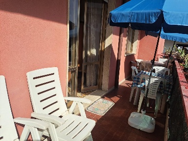 Foto Appartamento a Carrara Marina di Carrara di 80 m² con 4 locali