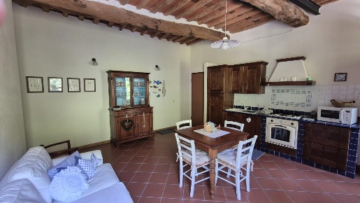 Foto Appartamento a Borgo a Mozzano Centro di 70 m² con 4 locali in vendita