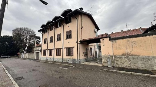 Foto Appartamento a San Vittore Olona di 77 m² con 4 locali in vendita