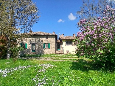 Foto Casale in Via Forca 1256 A, Valsamoggia Goccia di 450 m² con 12 locali