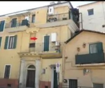 Foto Appartamento in Via Giacomo Agnesi 98, Imperia Oneglia di 51 m²