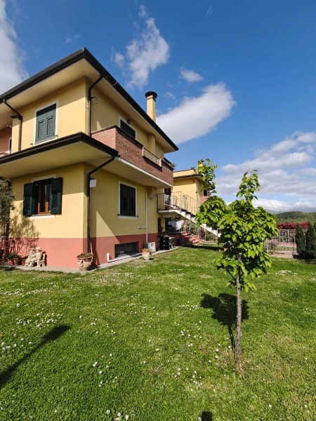 appartamento in vendita ad Aulla