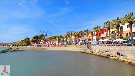 Foto Appartamento in Via Vigne, Riva Ligure di 95 m² con 3 locali