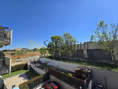 Foto Appartamento in Via Carmine Calò 18, Roma Casalotti di 81 m²