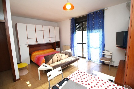 Foto Appartamento in Via cuzzi 9, Legnano Piscina, Parco Castello di 50 m²