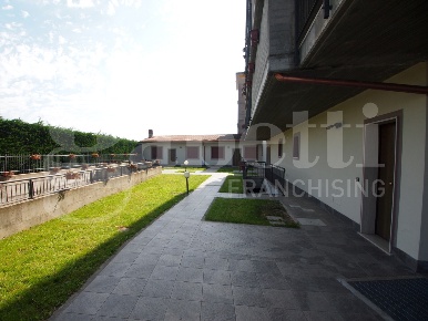 Foto Appartamento in Via bacilieri 8, Verona San Massimo - Croce Bianca