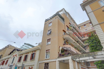 Foto Appartamento in Reggio Emilia, Roma Salario - Porta Pia di 160 m²