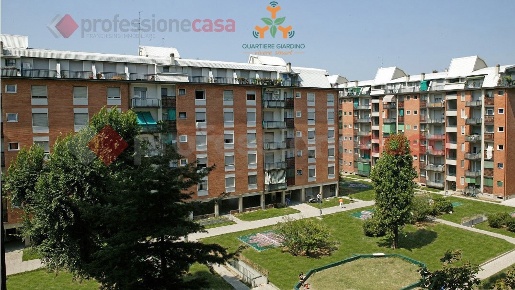 Foto Appartamento in Via Delle Acacie 1, Cesano Boscone Centro di 90 m²